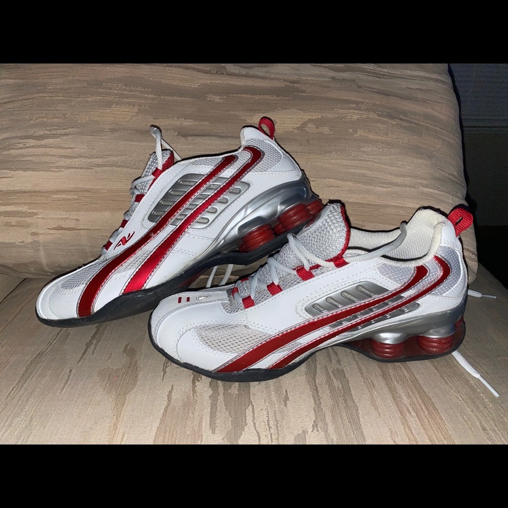 I AM LOOKING FOR THESE IN SIZE 11